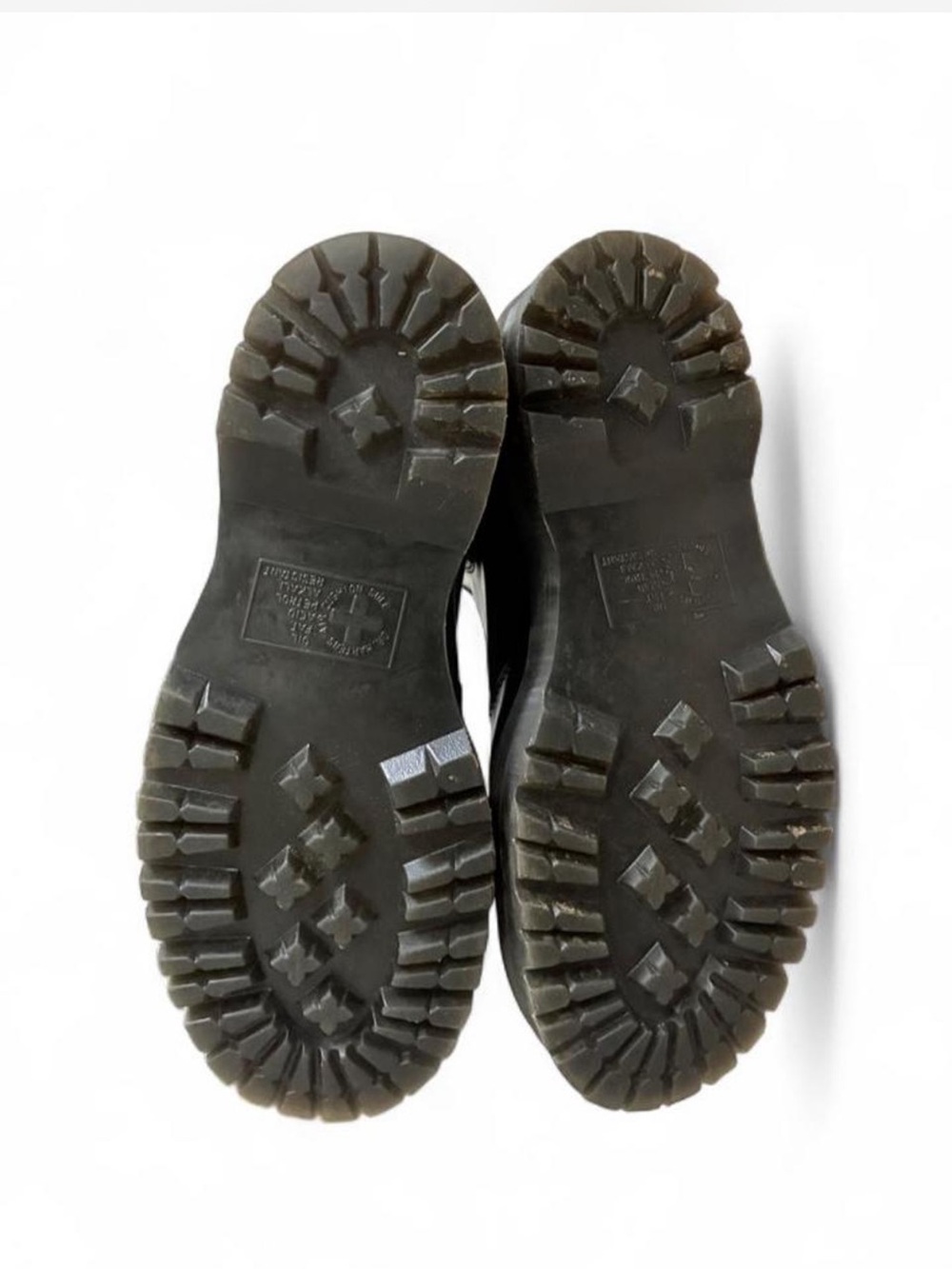 Dr. Martens Black Leather 2976 platform pull on Boots with Yellow Stitching - Picture 5 of 7